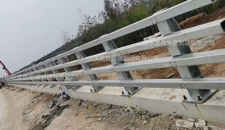 橋梁防撞護欄 橋梁防撞護欄